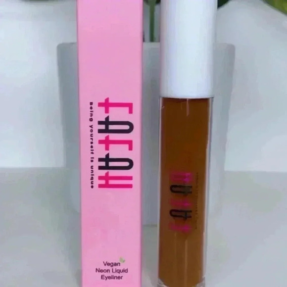 1 Vegan 🌱 Neon Liquid Eyeliner - Picture 11 of 16